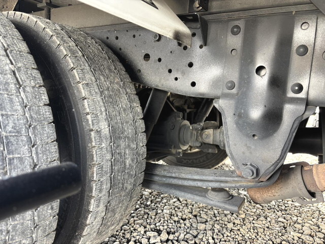 いすゞエルフ冷凍車（冷蔵車）小型（2t・3t）[写真15]