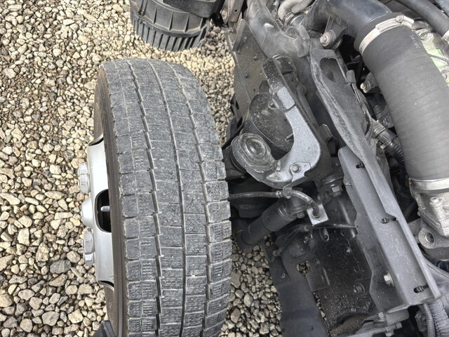 いすゞエルフ冷凍車（冷蔵車）小型（2t・3t）[写真22]