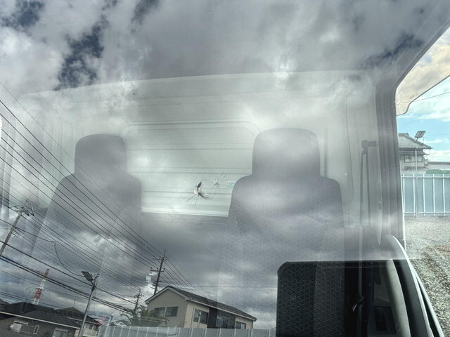 いすゞエルフ冷凍車（冷蔵車）小型（2t・3t）[写真36]