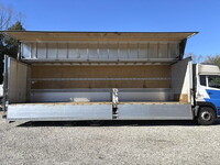 UDトラックスクオンアルミウイング大型（10t）[写真17]