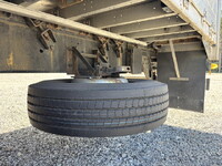 UDトラックスクオンアルミウイング大型（10t）[写真22]