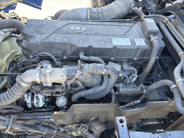 UDトラックスクオンアルミウイング大型（10t）[写真35]