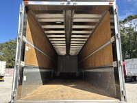 UDトラックスクオンアルミウイング大型（10t）[写真08]