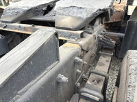 UDトラックスクオントレーラーヘッド（トラクターヘッド）大型（10t）[写真18]