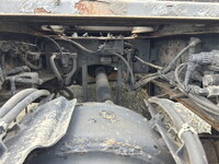 UDトラックスクオントレーラーヘッド（トラクターヘッド）大型（10t）[写真20]