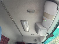 UDトラックスクオントレーラーヘッド（トラクターヘッド）大型（10t）[写真27]