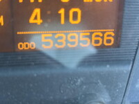 UDトラックスクオントレーラーヘッド（トラクターヘッド）大型（10t）[写真37]