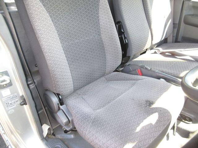 いすゞエルフアルミバン小型（2t・3t）[写真21]