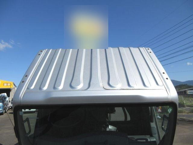 いすゞエルフアルミバン小型（2t・3t）[写真04]