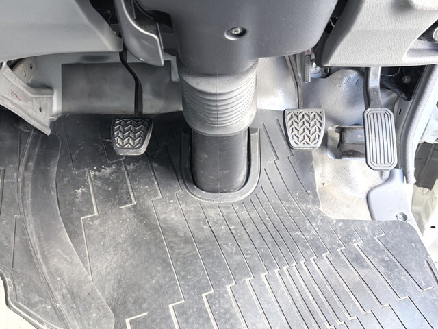 日野デュトロアルミウイング小型（2t・3t）[写真29]