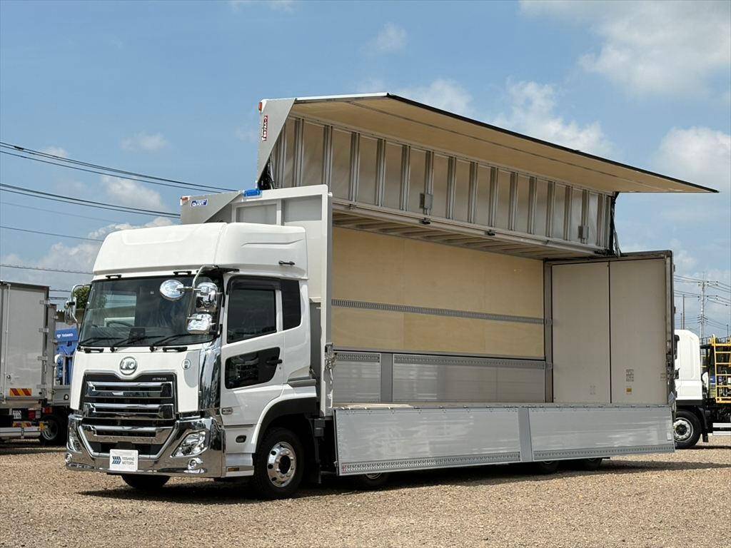 UDトラックスクオンアルミウイング大型（10t）[写真11]