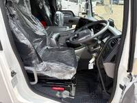 UDトラックスクオンアルミウイング大型（10t）[写真22]