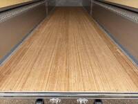 UDトラックスクオンアルミウイング大型（10t）[写真09]