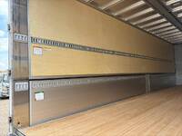 UDトラックスクオンアルミウイング大型（10t）[写真10]