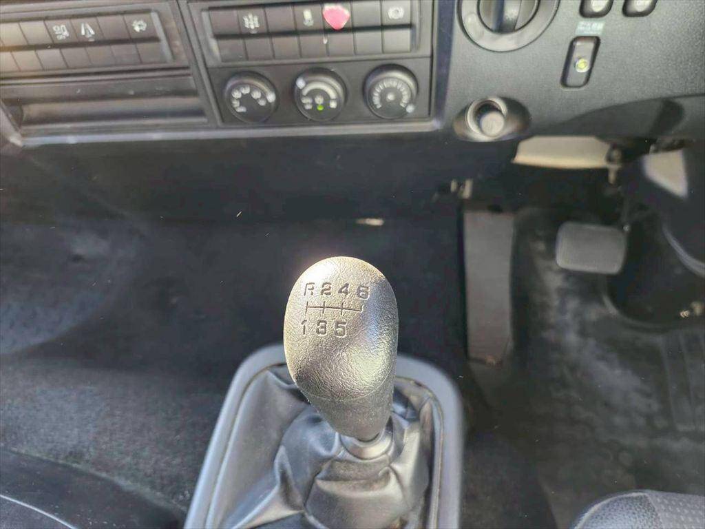 三菱ふそうファイタークレーン4段中型（4t）[写真21]