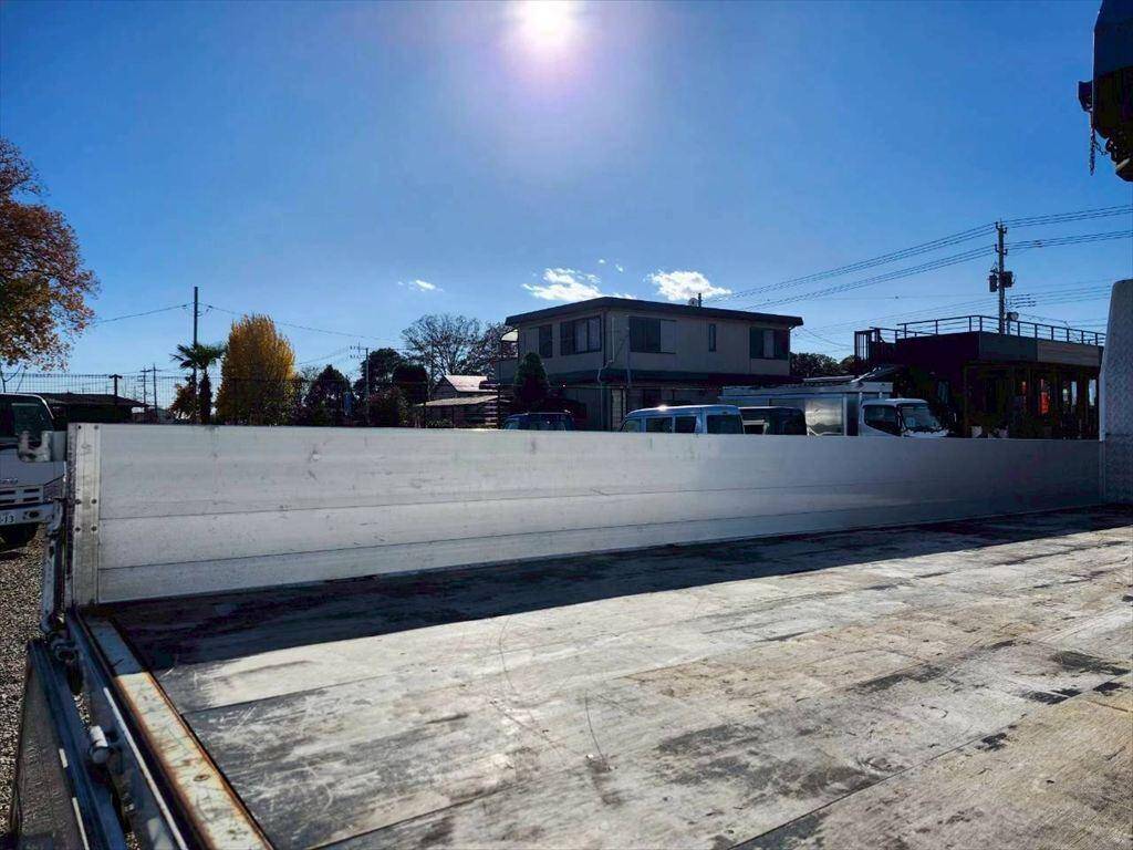 三菱ふそうファイタークレーン4段中型（4t）[写真09]