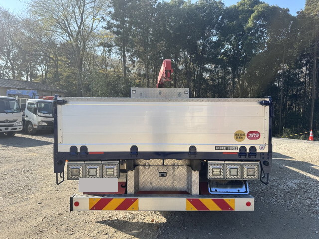 UDトラックスコンドルクレーン4段増トン（6t・8t）[写真12]