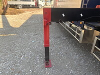 UDトラックスコンドルクレーン4段増トン（6t・8t）[写真23]