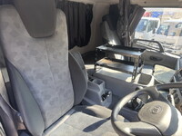 UDトラックスコンドルクレーン4段増トン（6t・8t）[写真25]