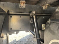 UDトラックスコンドルクレーン4段増トン（6t・8t）[写真32]