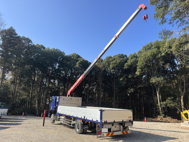 UDトラックスコンドルクレーン4段増トン（6t・8t）[写真04]