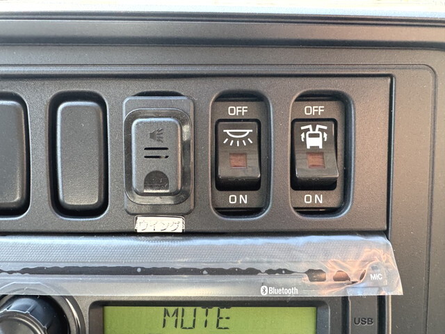 三菱ふそうキャンターアルミウイング小型（2t・3t）[写真25]