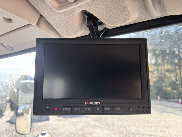 三菱ふそうキャンターアルミウイング小型（2t・3t）[写真27]