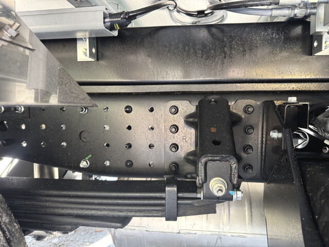 三菱ふそうキャンターアルミウイング小型（2t・3t）[写真31]