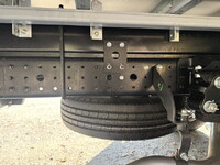 三菱ふそうキャンターアルミウイング小型（2t・3t）[写真33]