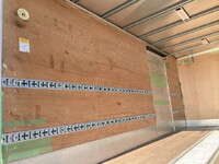 三菱ふそうキャンターアルミバン小型（2t・3t）[写真14]