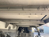 三菱ふそうキャンターアルミバン小型（2t・3t）[写真21]