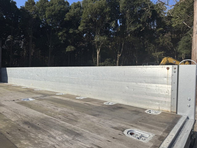 日野レンジャークレーン4段中型（4t）[写真12]