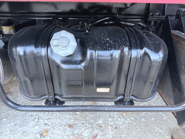 いすゞエルフ高所作業車小型（2t・3t）[写真17]