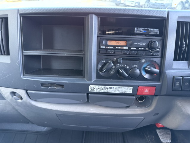 いすゞエルフ高所作業車小型（2t・3t）[写真21]