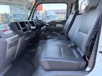 いすゞエルフ高所作業車小型（2t・3t）[写真24]