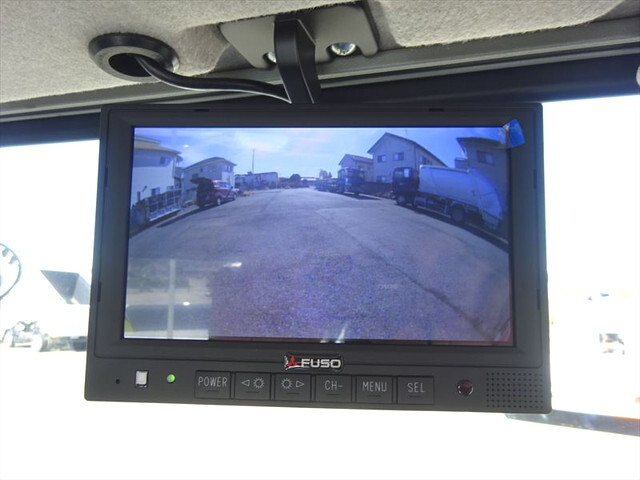 三菱ふそうファイター平ボディ中型（4t）[写真18]