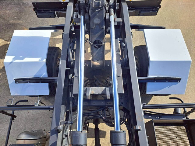 三菱ふそうファイターコンテナ専用車中型（4t）[写真15]