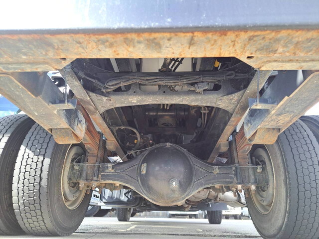 三菱ふそうファイターコンテナ専用車中型（4t）[写真18]