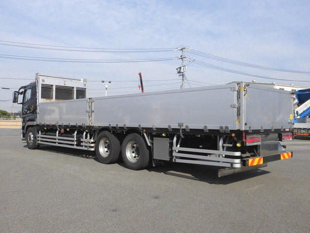 三菱ふそうスーパーグレートアルミブロック大型（10t）[写真02]