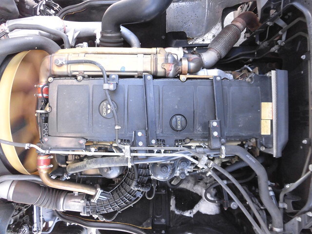 三菱ふそうスーパーグレートアルミブロック大型（10t）[写真26]