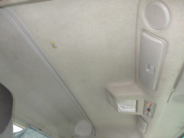 三菱ふそうスーパーグレートダンプ大型（10t）[写真10]