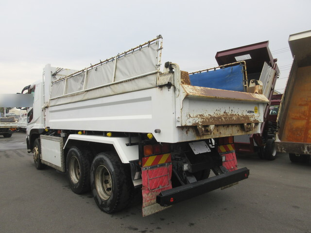 三菱ふそうスーパーグレートダンプ大型（10t）[写真02]