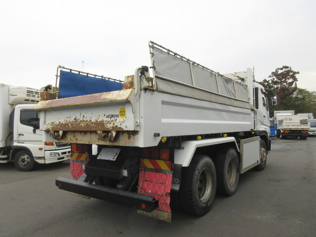 三菱ふそうスーパーグレートダンプ大型（10t）[写真05]