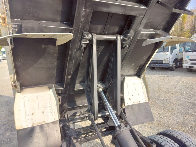 いすゞエルフダンプ小型（2t・3t）[写真21]