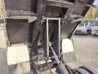 いすゞエルフダンプ小型（2t・3t）[写真22]