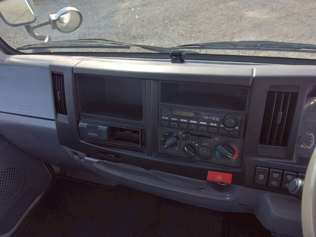 いすゞエルフダンプ小型（2t・3t）[写真34]