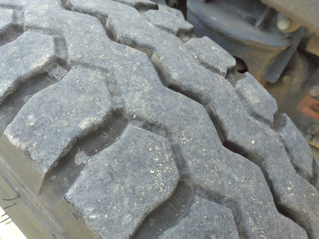 いすゞエルフダンプ小型（2t・3t）[写真38]