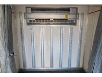 いすゞエルフ冷凍車（冷蔵車）小型（2t・3t）[写真14]