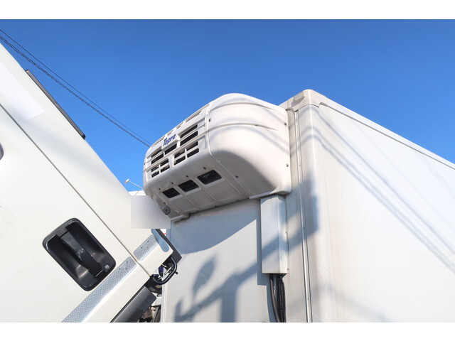 いすゞエルフ冷凍車（冷蔵車）小型（2t・3t）[写真15]