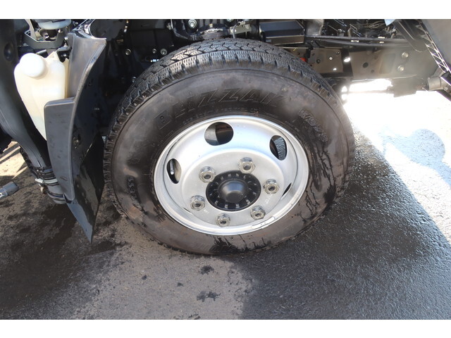 いすゞエルフ冷凍車（冷蔵車）小型（2t・3t）[写真16]